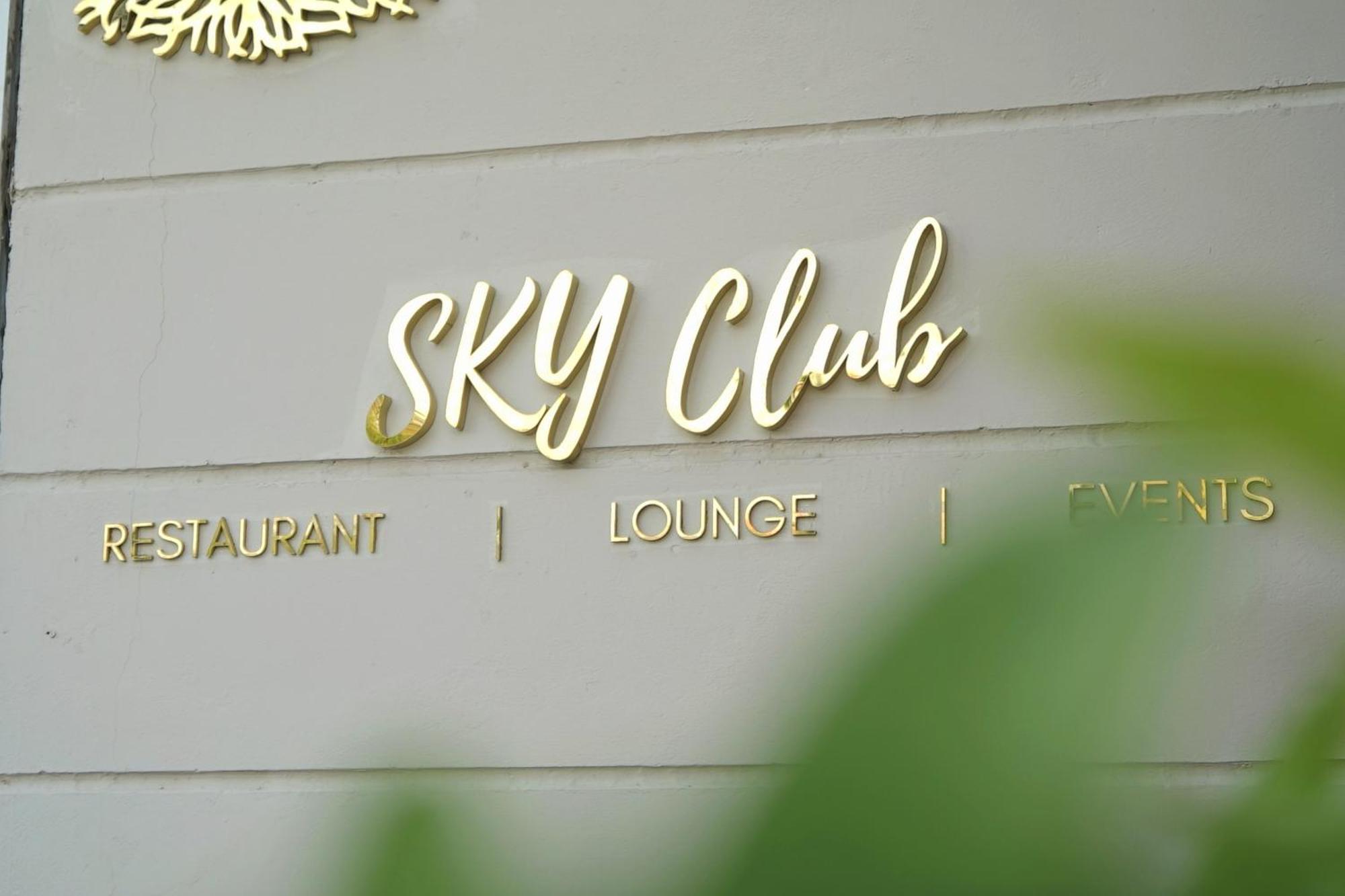 Rhythm Gurugram Hotel & Suites, Sohna Road Гургаон Экстерьер фото