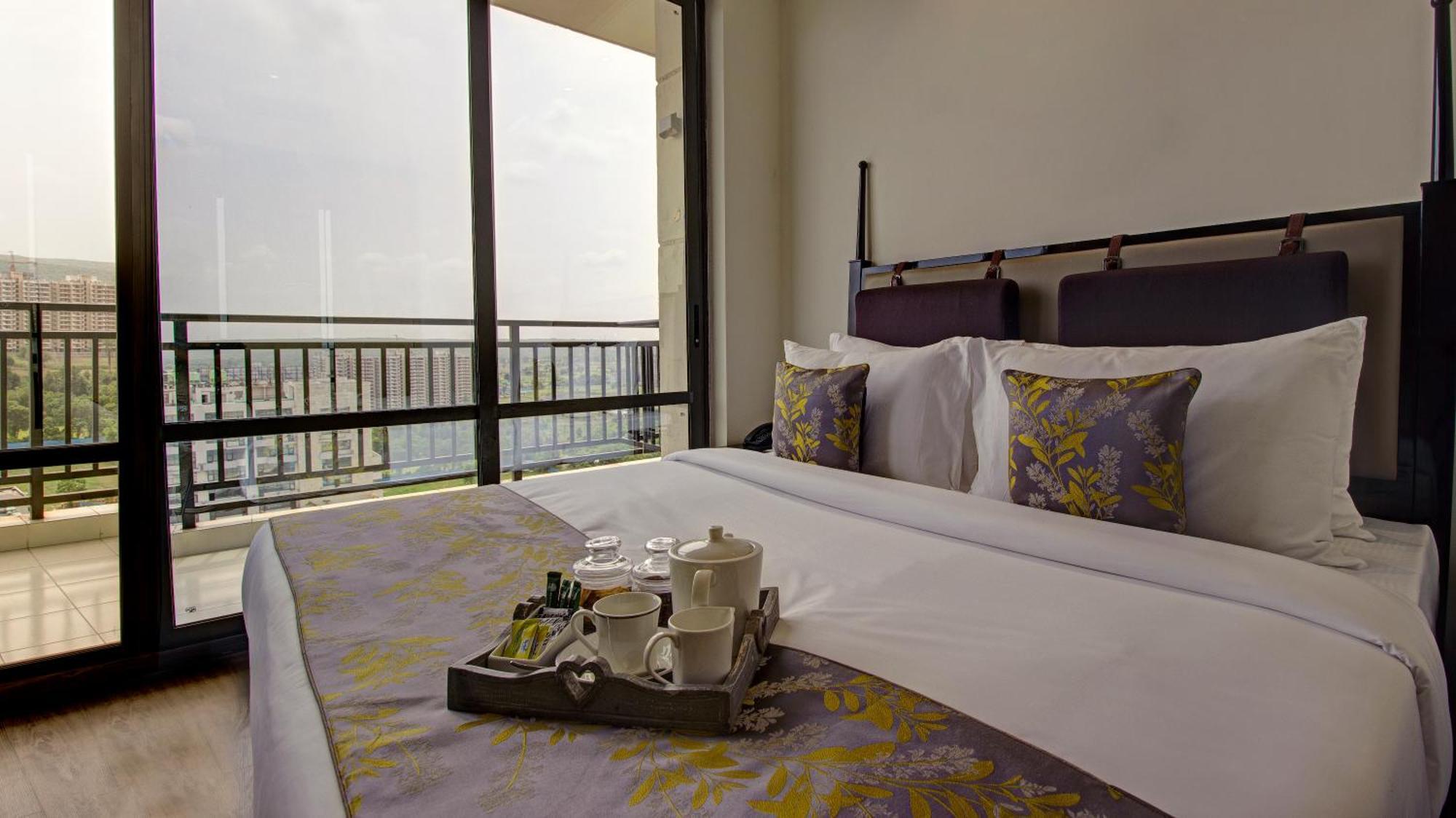 Rhythm Gurugram Hotel & Suites, Sohna Road Гургаон Экстерьер фото